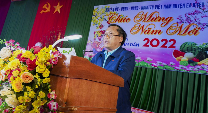 gap mat dau nam 1